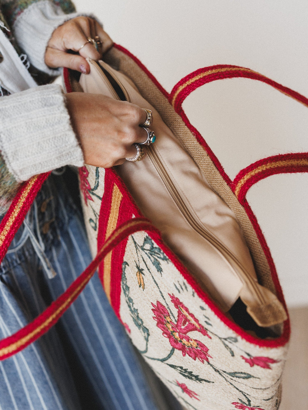 Flower Fields Bag - Cherry Dream