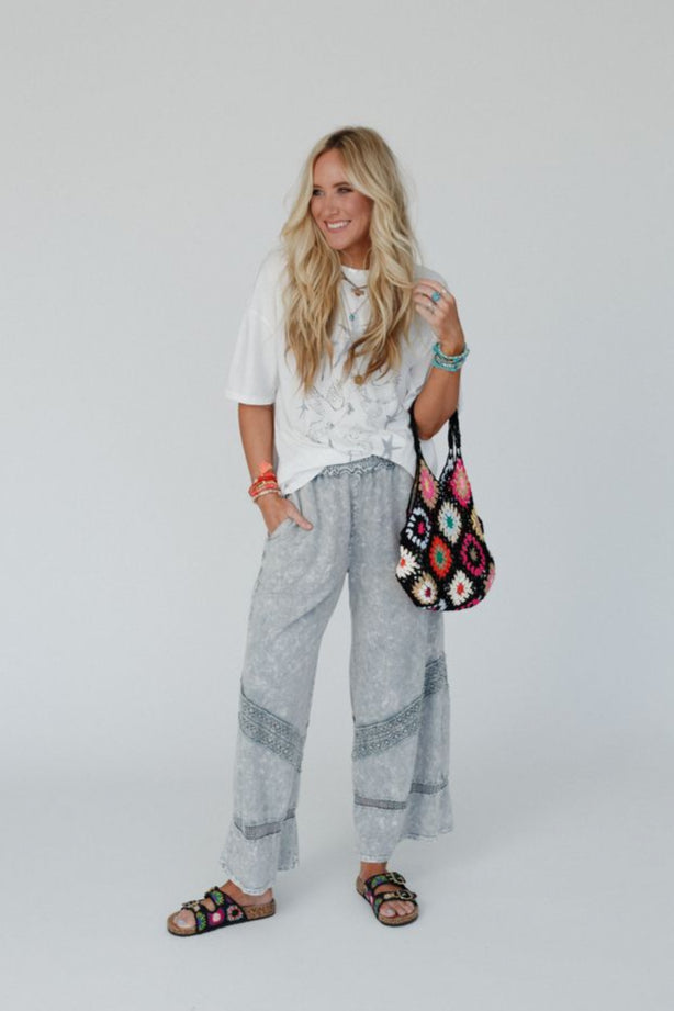Poppy Coast Crochet Handbag - Black