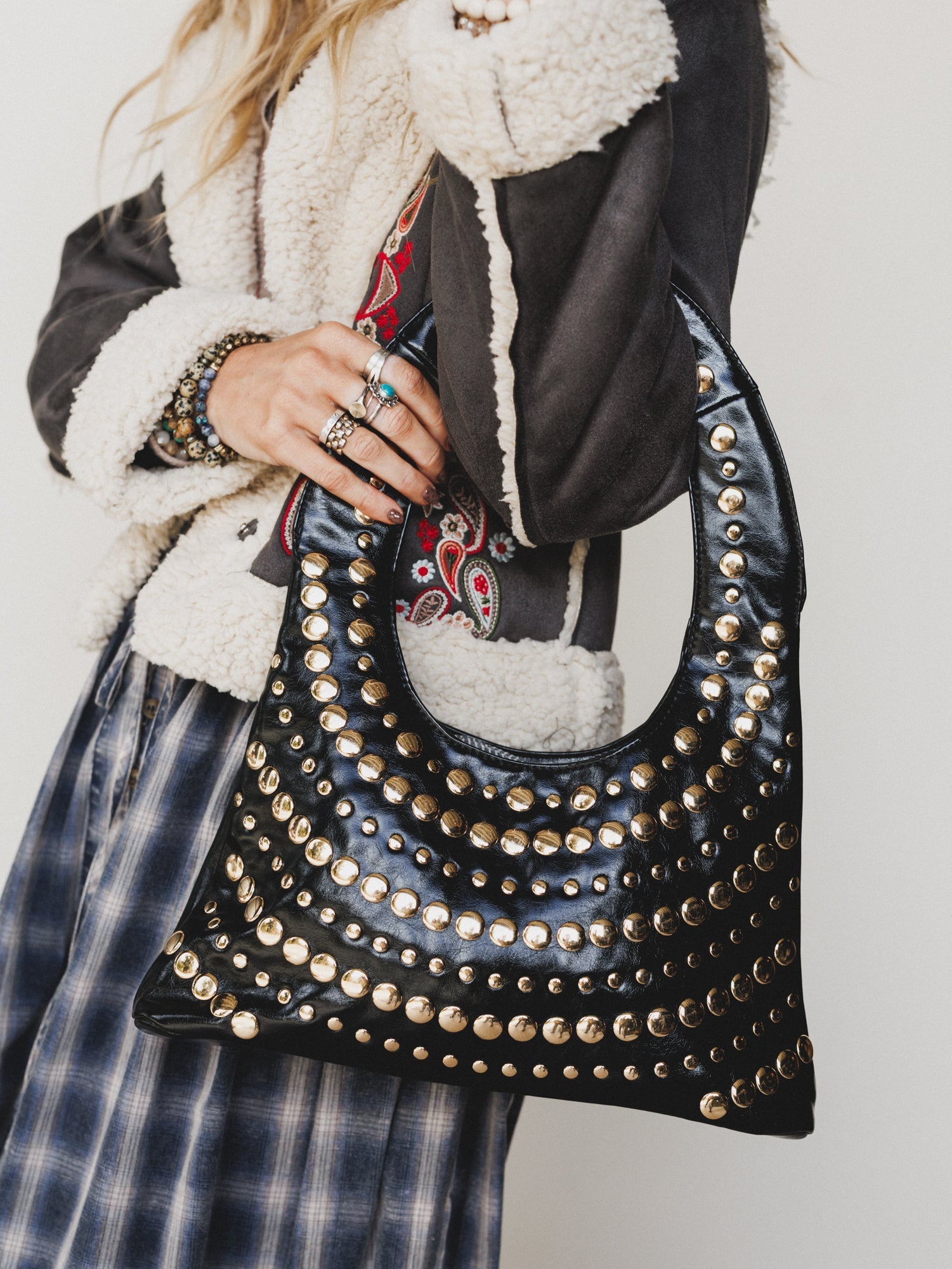 She's A Stud Shoulder Bag - Gold Black