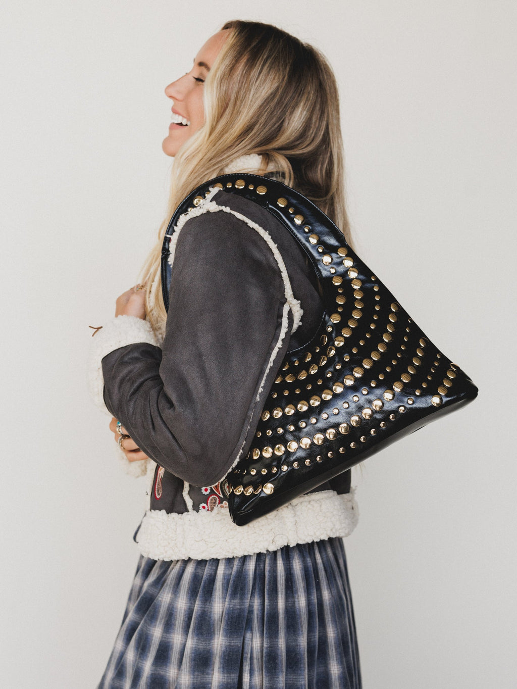 She's A Stud Shoulder Bag - Gold Black