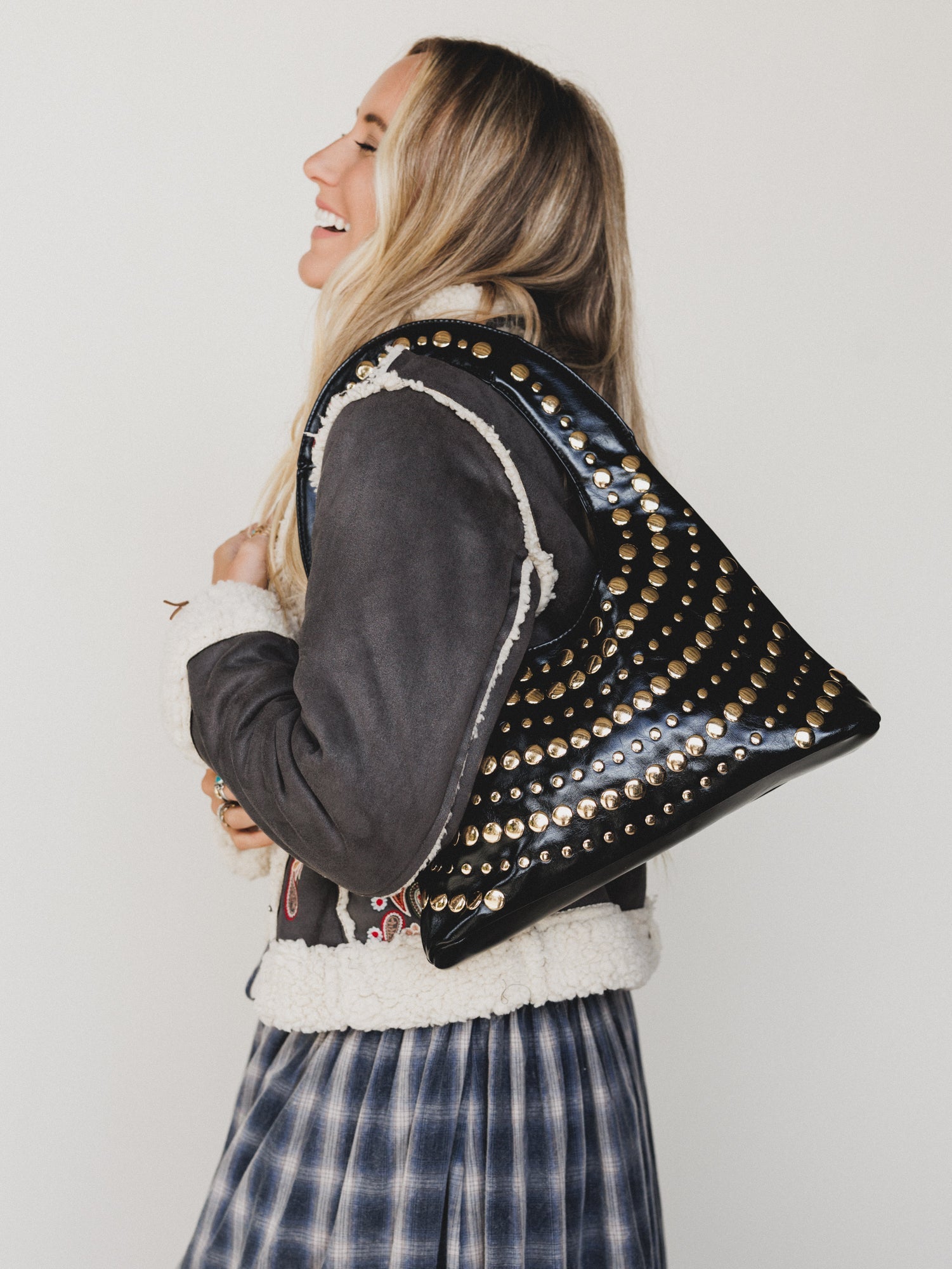 She's A Stud Shoulder Bag - Gold Black
