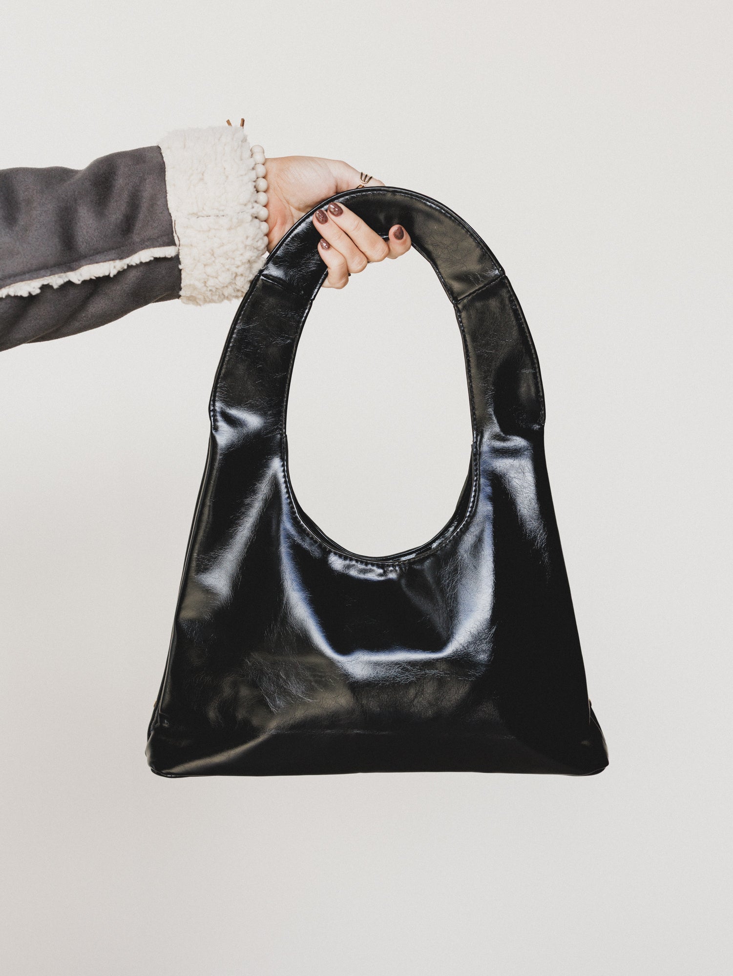 She's A Stud Shoulder Bag - Gold Black