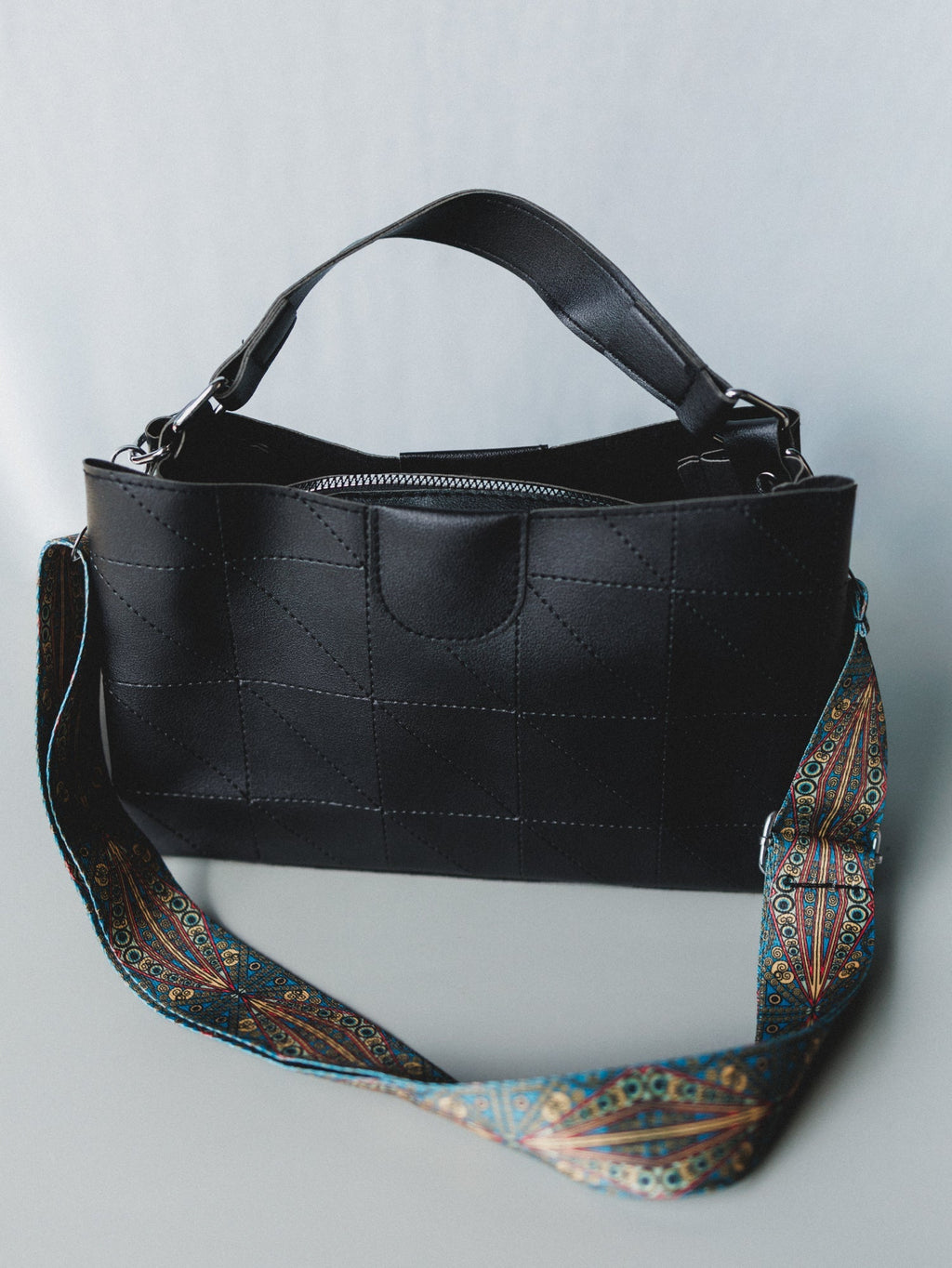 Easy Out Purse - Black